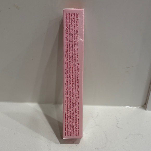 One Size Lip Snatcher - Picture 3 of 10